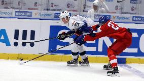 Bobby Brink, Jaromir Pytlik