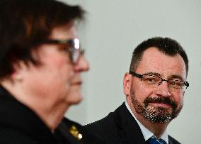 Marie Benesova, Lubos Dorfl