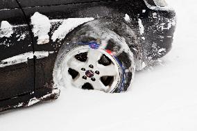 car, snow chains, tire, weather, winter, transportation, automobile