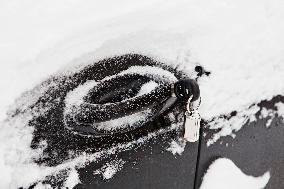 car, snow, keys, weather, winter, transportation, automobile