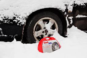 car, snow chains, tire, weather, winter, transportation, automobile
