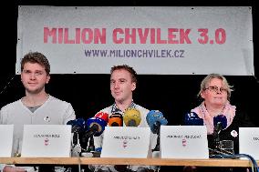 Benjamin Roll, Mikulas Minar, Veronika Vendlova