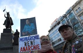 Prague Epiphany march calls for restoration of monarchy