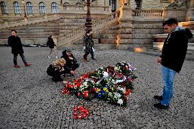 Wenceslas Square, 51st anniversary of Palach's death, Jan Palach and Jan Zajic Memorial, piety, candles