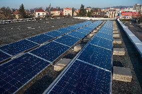 Pisek bus station, energy self-sufficient building