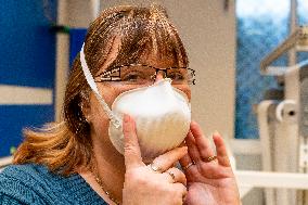 Daniela Jandova, respiratory mask, face mask