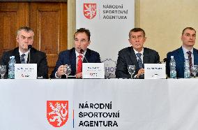 MICHAL JANOTA, mistopredseda, MILAN HNILICKA, predseda, ANDREJ BABIS, premier, politik, IVO LUKS, mistopredseda, Narodni sportovni agentura, NSA