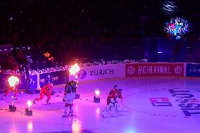 Hradec Kralove - Frolunda Indians, hockey players