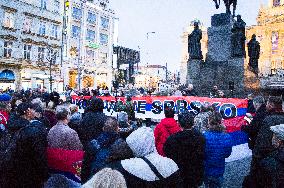 rally protesting against Kosovo's secession, poster KOSOVO IS SERBIA