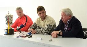 Jiri Vesely, Jaroslav Navratil, Miroslav Cernosek