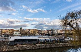 Detsky ostrov, water, restaurant, Jiraskuv most, bridge, Prague, city, town, building, river Vltava