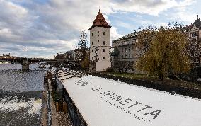 Malostranska vodarna, water, tower, waterworks, Detsky ostrov, restaurant, bridge, Prague, city, town, building, river Vltava