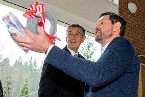 Andrej Babis, Tomas Mertlik