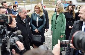 Zuzana Caputova, Emma Caputova, Lea Caputova