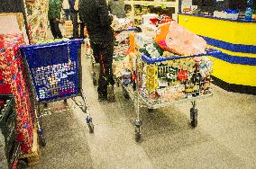 Makro, shop, shopping, trolley