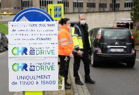 drive-in drive-thru test station for the coronavirus  (COVID-19),