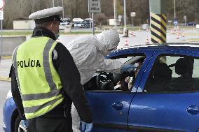 Border control Breclav - Kuty, Slovakia, Czech Republic, highway D2