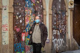 Prague city center, face mask, pedestrian, veil, medical mask