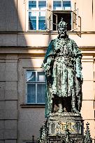 Charles IV, open window, statue