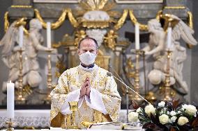 Easter Mass, priest, Czech, video stream, online