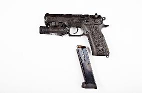 CZ 75 SP-01 SHADOW, Standard, duty, defence pistol,cal. 9 mm Luger; 9x21; 9x19, tactical light, removed magazine, ammunition, Ceska zbrojovka, CZUB, weapons, firearms, factory, manufacturer, rifles, military