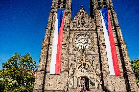 the Church of St. Ludmila, Czech national flags