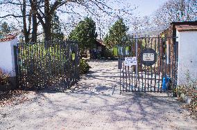 the Dendrological Garden in Pruhonice, the plant shop open