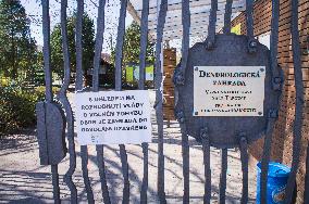 the Dendrological Garden in Pruhonice, the plant shop open