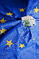 European Union, EU, money, bank notes, currency, EUR, euro, flag, banknotes