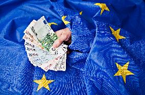 European Union, EU, money, bank notes, currency, EUR, euro, flag, hand, banknotes