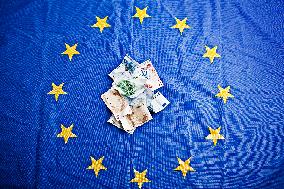 European Union, EU, money, bank notes, currency, EUR, euro, flag, banknotes