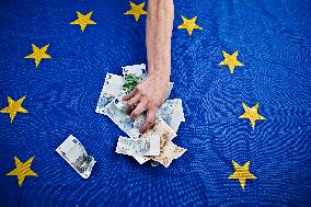 European Union, EU, money, bank notes, currency, EUR, euro, flag, hand, banknotes