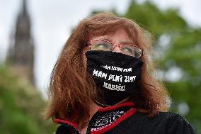 Several dozens protest in Brno against govt steps amid epidemic