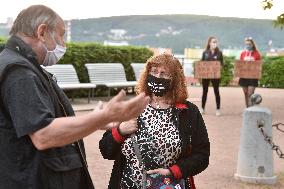 Several dozens protest in Brno against govt steps amid epidemic