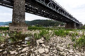 River Labe, drought, low water, dry