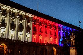 the Cernin palace, the seat of the Foreign Ministry, shines in colours within the across-the-world gesture Giving Tuesday