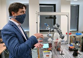 PETR TESAR, robotic workplace openTube, robot ABB, samples covid-19, coronavirus