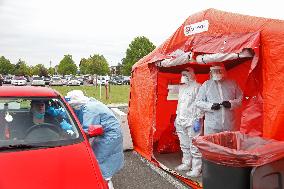 Coronavirus tests for miners at the hospital in Rybnik