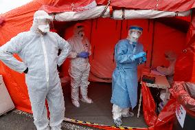 Coronavirus tests for miners at the hospital in Rybnik