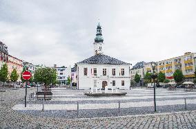 Jesenik Town Hall, Priessnitz Fountain, Masaryk Square