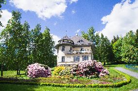 Spa Hotel Lekarska Vila, Priessnitz Spa Resort in Jesenik
