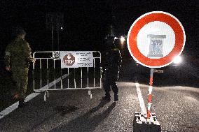 All crossings on Czech borders with Austria and Germany are reopen, Postorna, Reintal