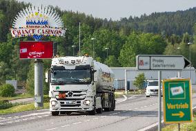 Dolni Dvoriste-Wullowitz border crossing between Austria and the Czech Republic