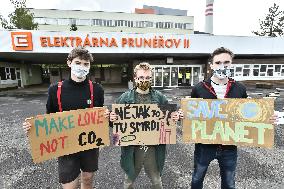 demonstration calling for closing down all Czech coal-fired power plants