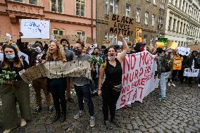 demonstration against the police violence and racism in the USA was held in Prague, Embassy of the United States