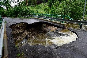 Oskava, local flood, bridge