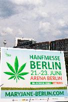 Poster, Marihuana, Marijuana, TV Tower, Alexanderplatz, Berliner Fernsehturm