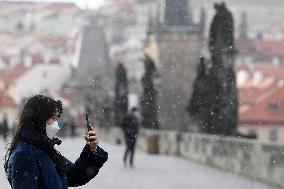 Charle Bridge, pedestrian with protection face mask