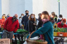 Farmer, market, people, face mask, Ceske Budejovice, Czech Republic