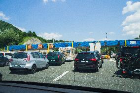 A2 motorway, highway, Trakoscan, sign Cestarina, Pay Toll, Autobahngebuhr, Pagamento pedaggio, traffic jam, truck,